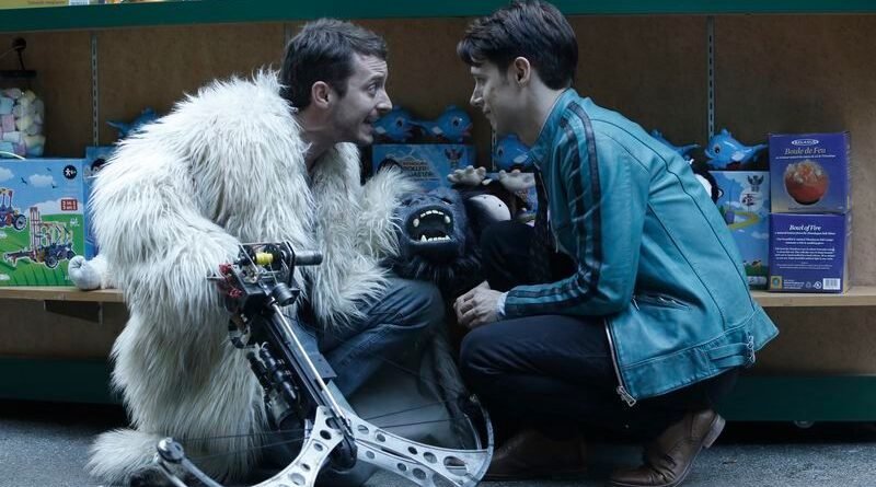 Dirk Gently, Elijah Wood, Samuel Barnett