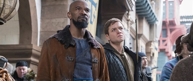 Robin Hood - Jamie Foxx, Taron Egerton