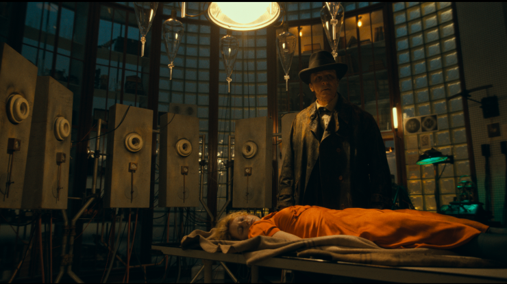 The Bride! (2026): Maggie Gyllenhaal Reimagines Mary Shelley, But Does It Come to Life?